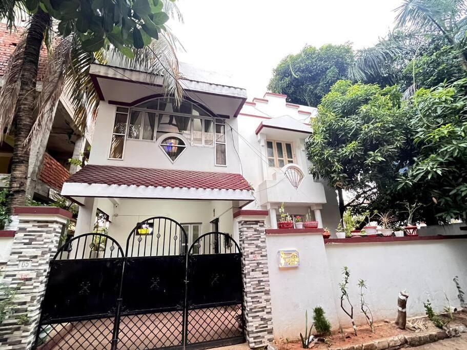 Gauranga Kutir-A Spiritual Villa Retreat Бхубанешвара Экстерьер фото